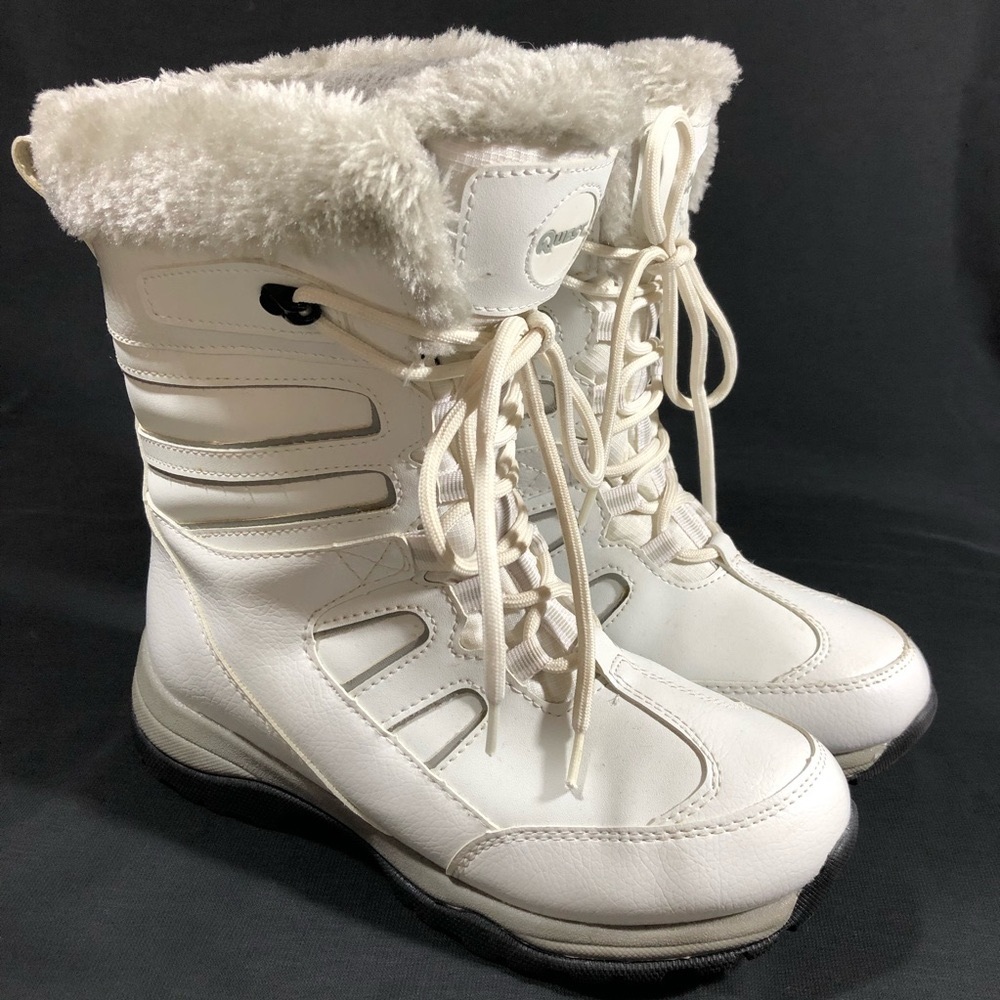 - Women’s  Thinsulate Quest Glacier Snowboots